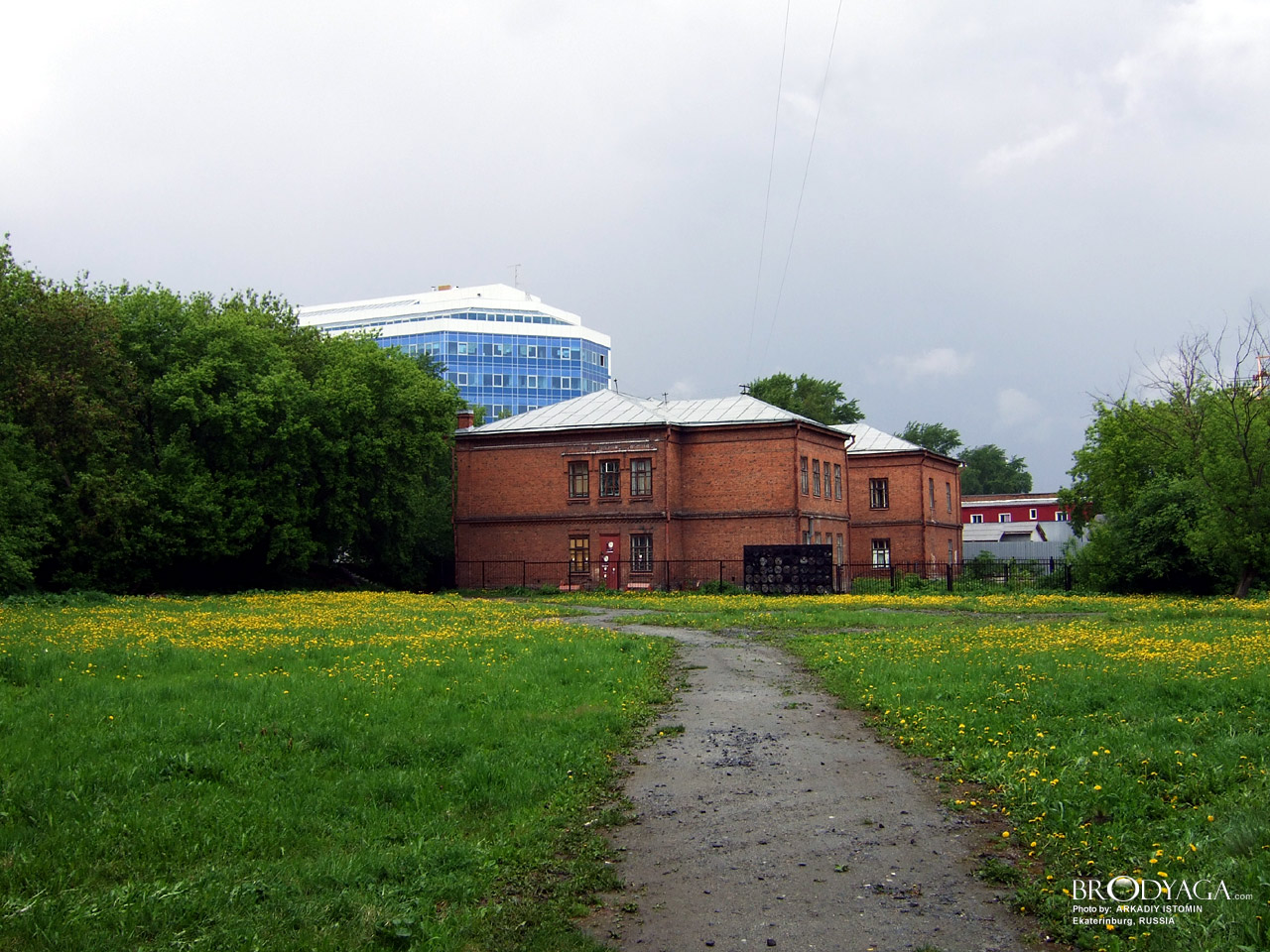 Земская школа, Добролюбова 19а, Екатеринбург (Ekaterinburg)